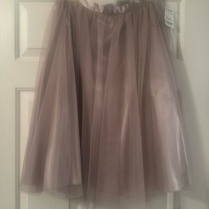 Tutu skirt, size medium, never worn with tags